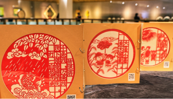 剪纸 《会城话童谣10首》 作者：李群英 莫倚平 李小君 吴玉冰 李秀珍 梁毅青  江门