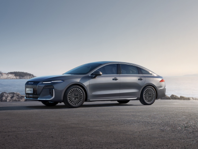 荣威M7 DMH“最具活人感”车机火了