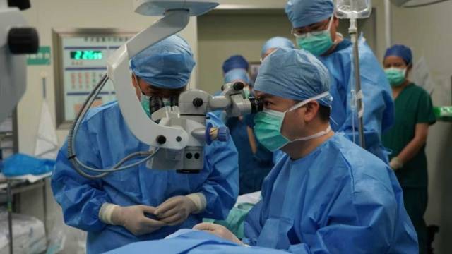 林浩添：心系患者，AI为炬，照亮光明之路