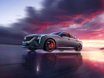 凯迪拉克全新CT5新装亮相，发布V专属性能车色