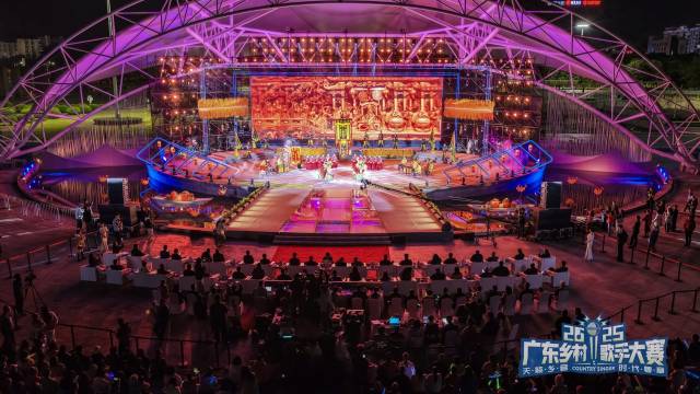 传统民俗文化节目白字曲《冯旭读书》和《瑞麟呈祥双麒麟舞》。