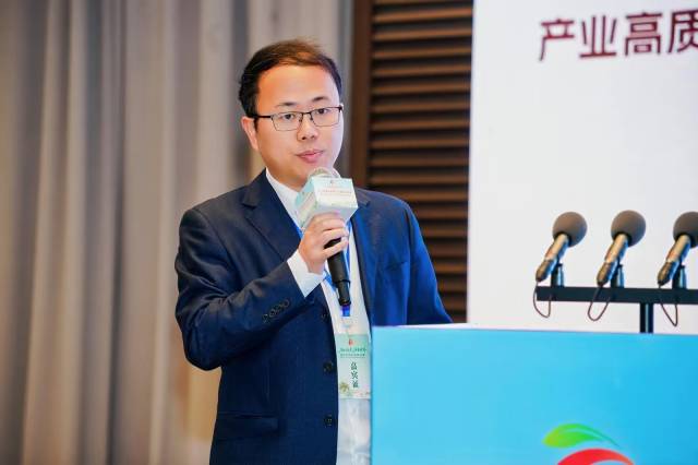 南京中医药大学刘鄂湖教授深入阐释了陈皮的药用价值与开发前景。