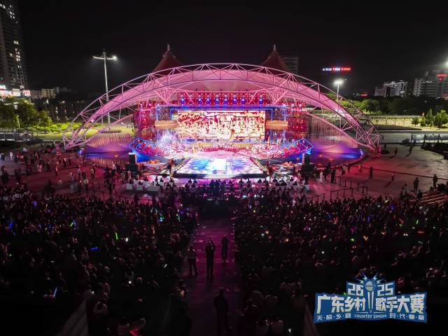 2025广东乡村歌手大赛总决赛气氛高涨，座无虚席。  受访者供图