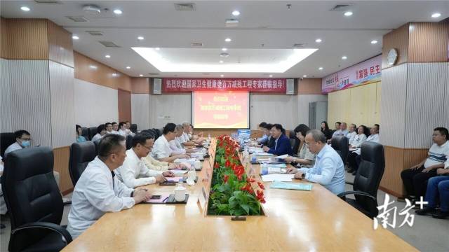 11月16日,广东省卫生健康委组织专家组赴汕大医附二院开展评估指导 受访者 供图