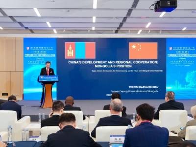 蒙古国前副总理特尔比希达格瓦：蒙古国有潜力与中俄共同打造区域发展典范