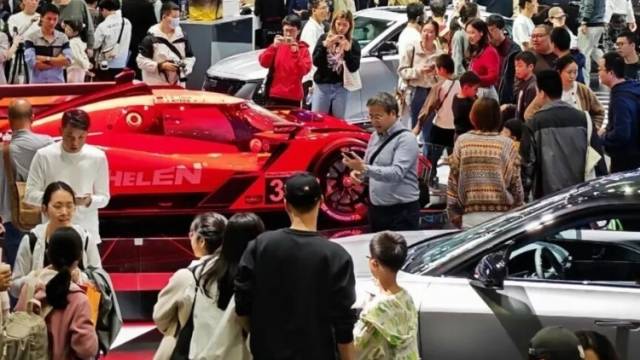 “自刀”之后，活得有尊严｜车市半年观