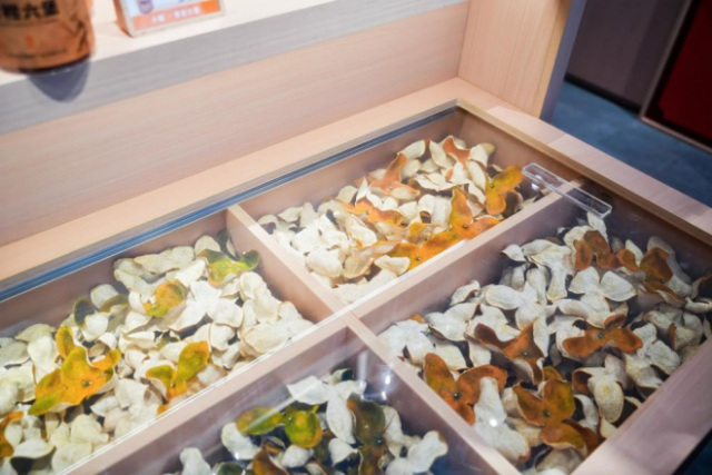 中皮大厅展示的陈皮。 中皮大厅展示的陈皮。