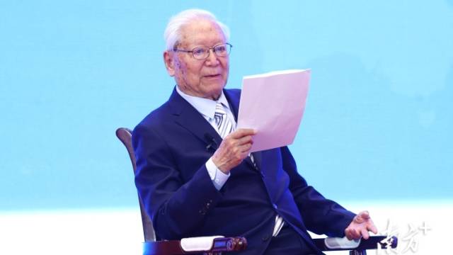 郑必坚：“十五五”规划进一步打破“现代化=西方化”的迷思