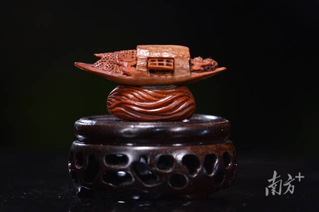 《荔乡怀古·休渔》。