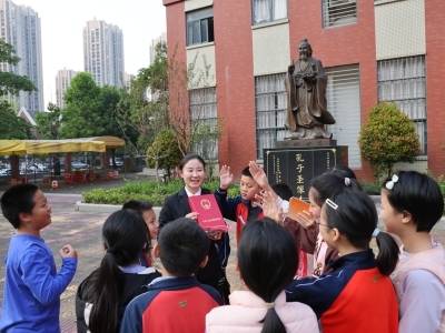 “宪”在进行时，蓬江法院开展国家宪法日普法宣传活动