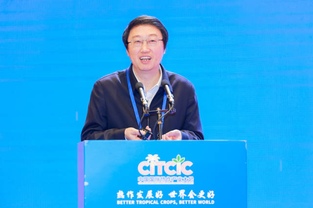 西安交通大学校长、中国工程院院士张立群。