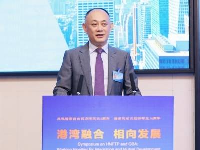 罗罡：港湾融合，他是“超级联系人”