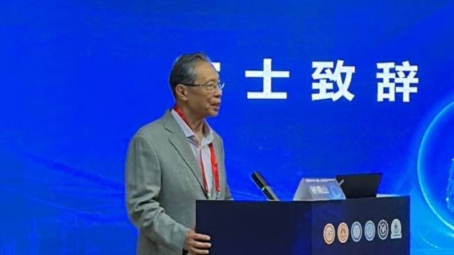 钟南山自曝患上流感，呼吁加强对病毒研究