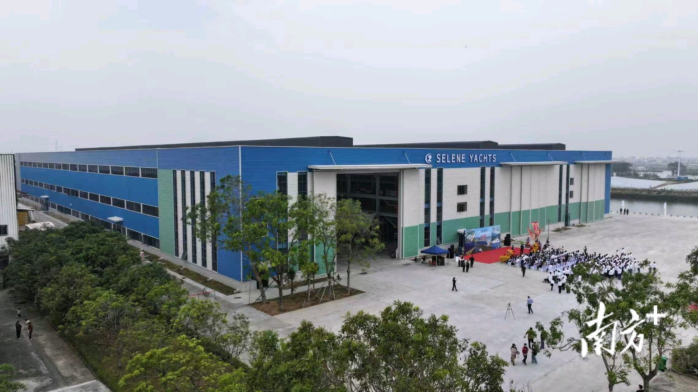 相比原有生产场地，新厂房生产效率提升3倍以上。&nbsp;