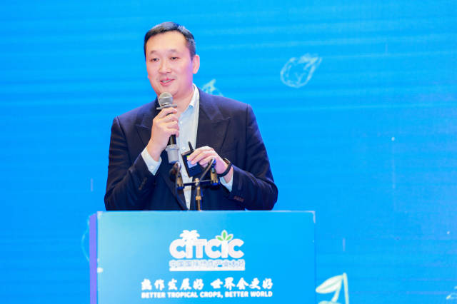 上海自贸区咖啡交易中心总经理于成