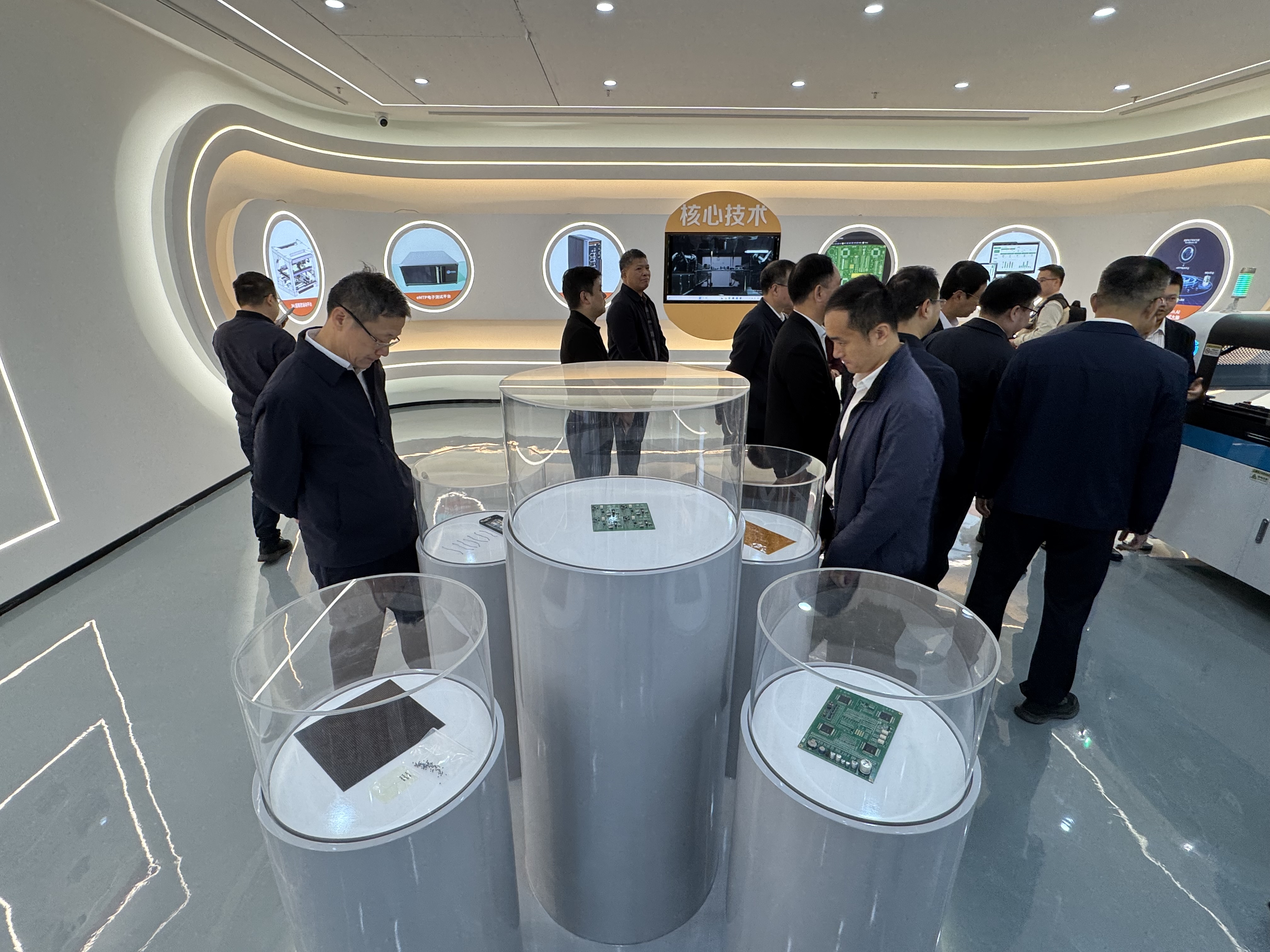 300个项目落地，向新向质而生！肇庆大产区成为“产业森林”_南方+_南方plus