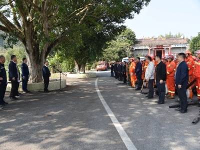 2025年阳春市森林火灾应急演练暨全市森林防灭火工作现场会举行