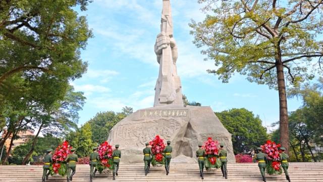 广州起义98周年暨国家公祭日纪念活动在广州举行