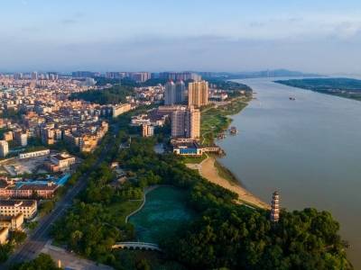 高见 | 高明“吐槽大会”究竟吐出了什么？