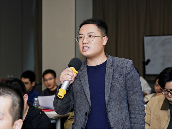 “人民城市 凤凰善治”学术交流会交流互动