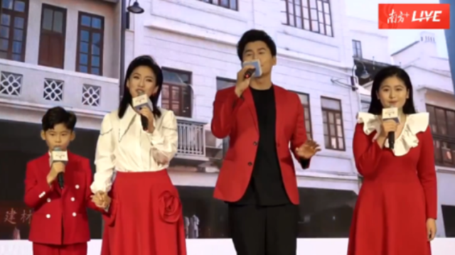 温暖！南方歌舞团一级演员李白、张朝夕一家合唱《时光家书》