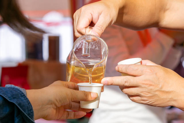 备受欢迎的英德红茶。