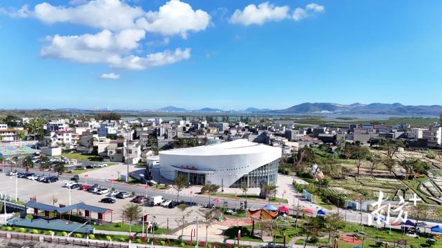 走进蚝情馆，即可了解到程村蚝的“前世今生”。