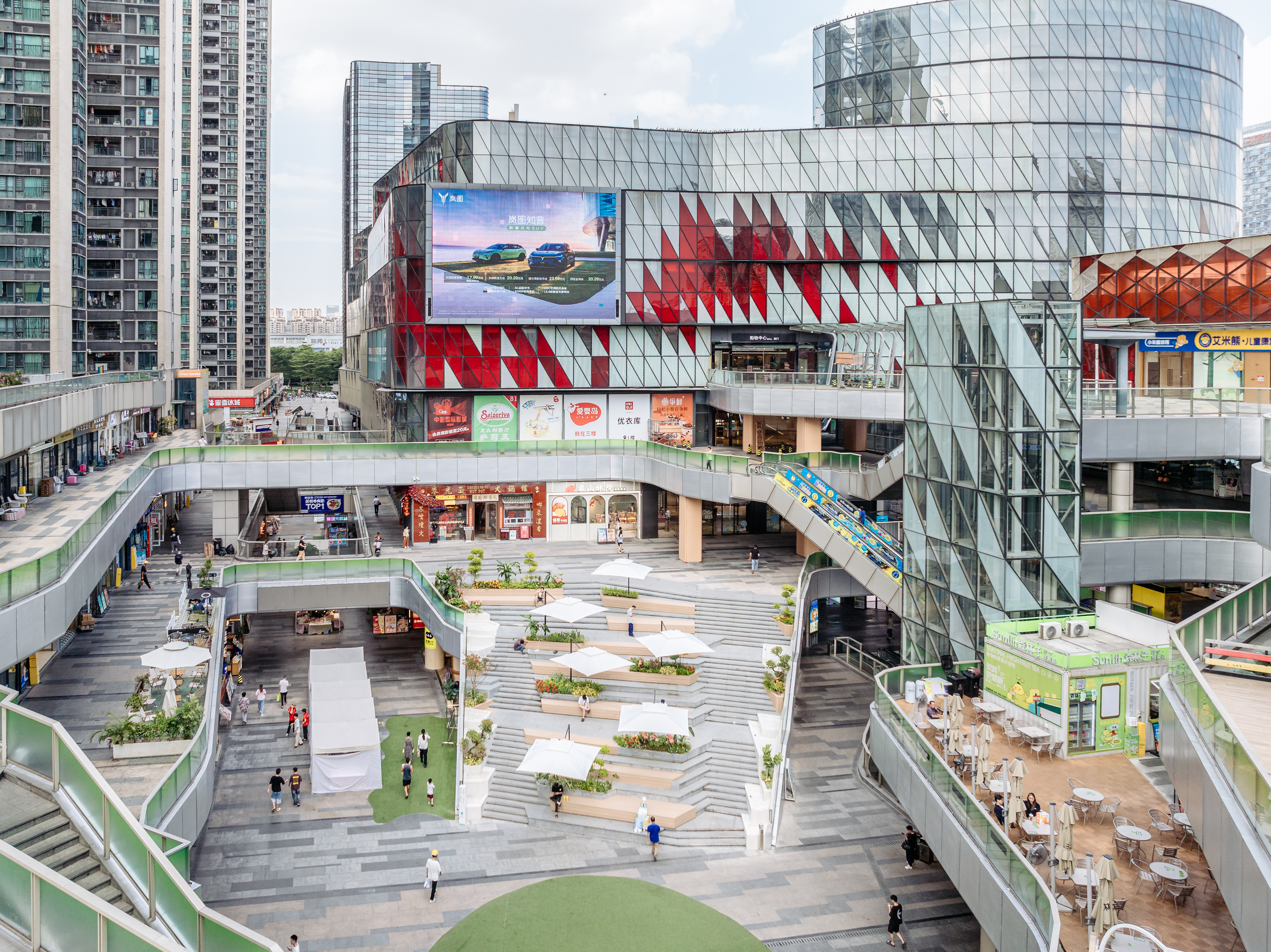 作为万科在佛山的首个广场项目，南海万科广场多年来始终保持品牌活力。&nbsp; 商场供图