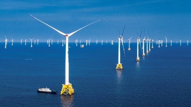 阳江已建成国内产业链最完整、配套最齐全的风电装备产业集群。 阳江已建成国内产业链最完整、配套最齐全的风电装备产业集群。