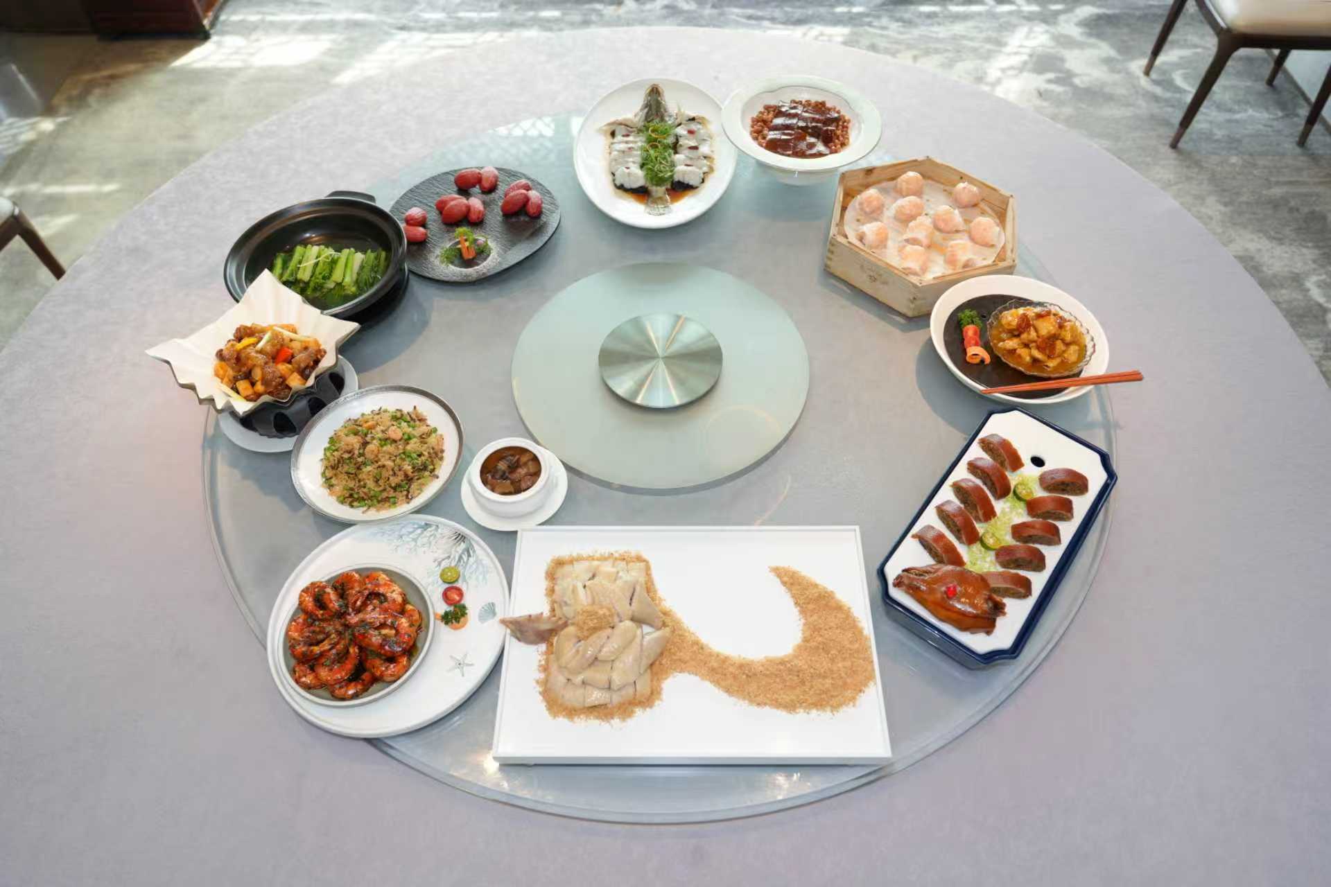 广州酒家“文明集市一桌菜”