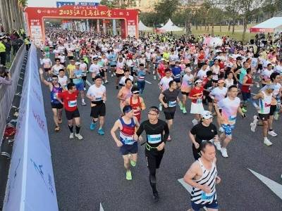 南方日报要闻｜2025江马冬至开跑，特色赛道和服务尽显侨乡魅力