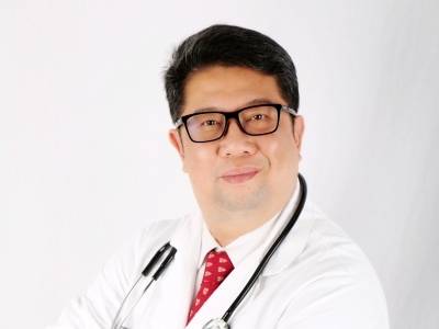 钟惟德：泌尿“金刀”，传承仁心仁术的医学世家