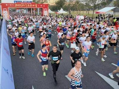 听，这是江门马拉松赛选手的声音