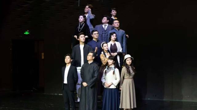 中山大学艺术学院师生共创，歌剧《再别康桥》广州大剧院诗意上演