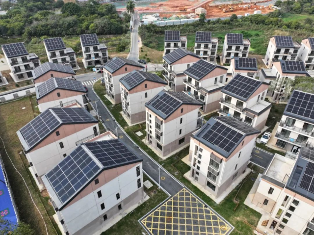 广州黄埔迳下村“光伏+建筑”