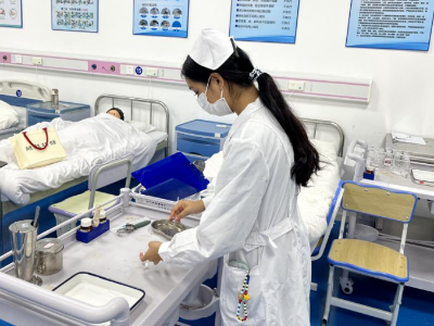 清远德圣健康职校摄影作品获省级心理健康教育优秀作品一等奖