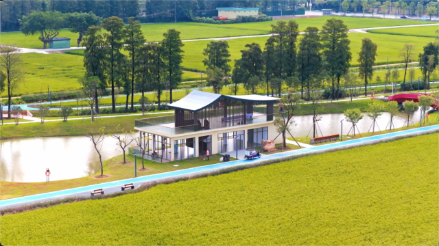 潢涌村推动传统农业向农文旅融合转型，打造的“德本田园”备受欢迎。受访者供图