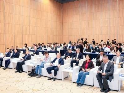 广州将分阶段实施一批危旧房自主更新项目，正积极谋划17个试点