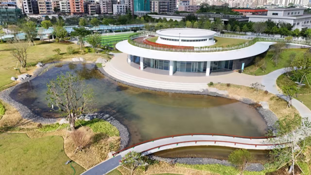 位于公园中心的城市会客厅是解读惠来过去、现在与未来的“城市名片”。