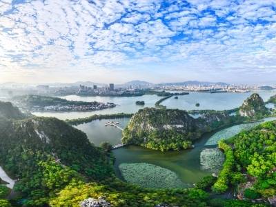 肇庆融湾再提速：高铁织网、产业焕新、治理暖心