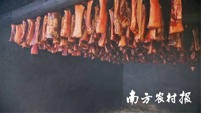 城口老腊肉的美味，源于高炕慢火