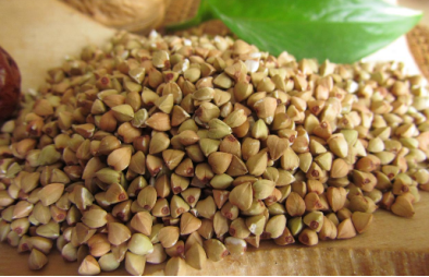 治脂肪肝不想吃药？试试中医的按穴位、吃杂粮小妙招