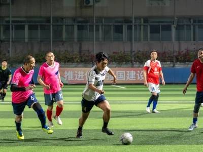 绿茵联谊展风采！2025年南华西街地区足球共建活动圆满落幕