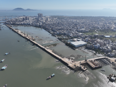 新年伊始，茂名滨海新区重大项目建设热火朝天！