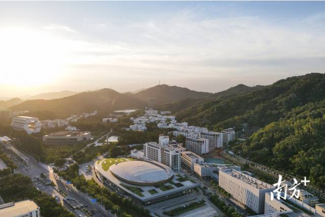 汕头大学校园。 南方+记者 许舒智 通讯员 文国辉 摄