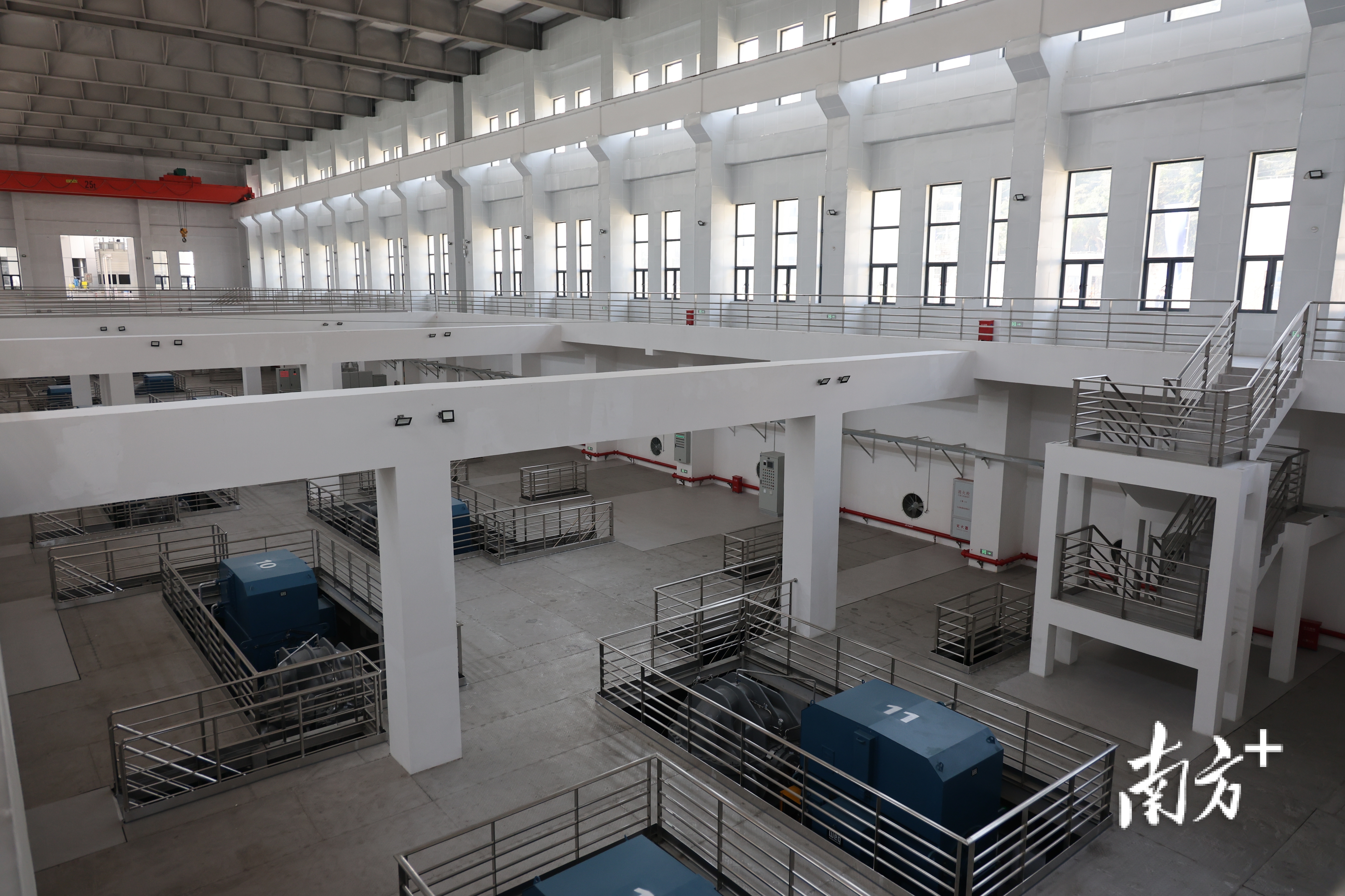    南方+ 关铭荣 拍摄