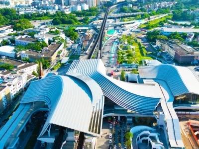 园山街道党工委书记李红梅：“AI+鸿蒙”赋能“三个园山”新发展 ​