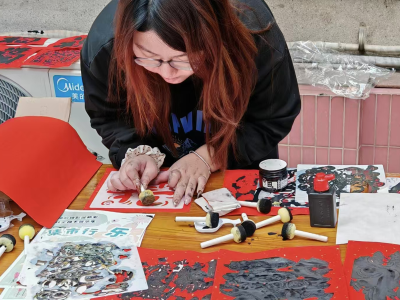 墨香迎新春，福字暖社区！犀牛北社区举办春节游园活动