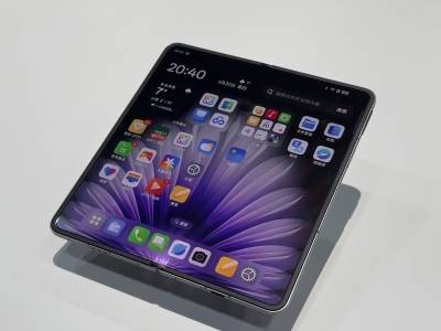 从影像、游戏、续航到折叠“隐形”，“广东造”手机全能满足你！｜解码爆款广货