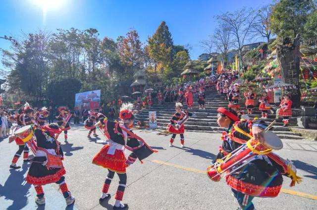 瑶族长鼓舞 图源/千年瑶寨